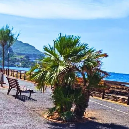 - - Sferracavallo Sul Mare Апартаменты *