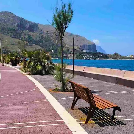 - - Sferracavallo Sul Mare Палермо